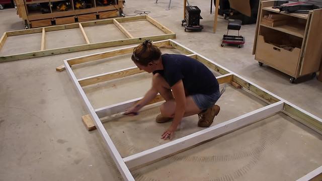 Build A Chicken Coop Run-poster